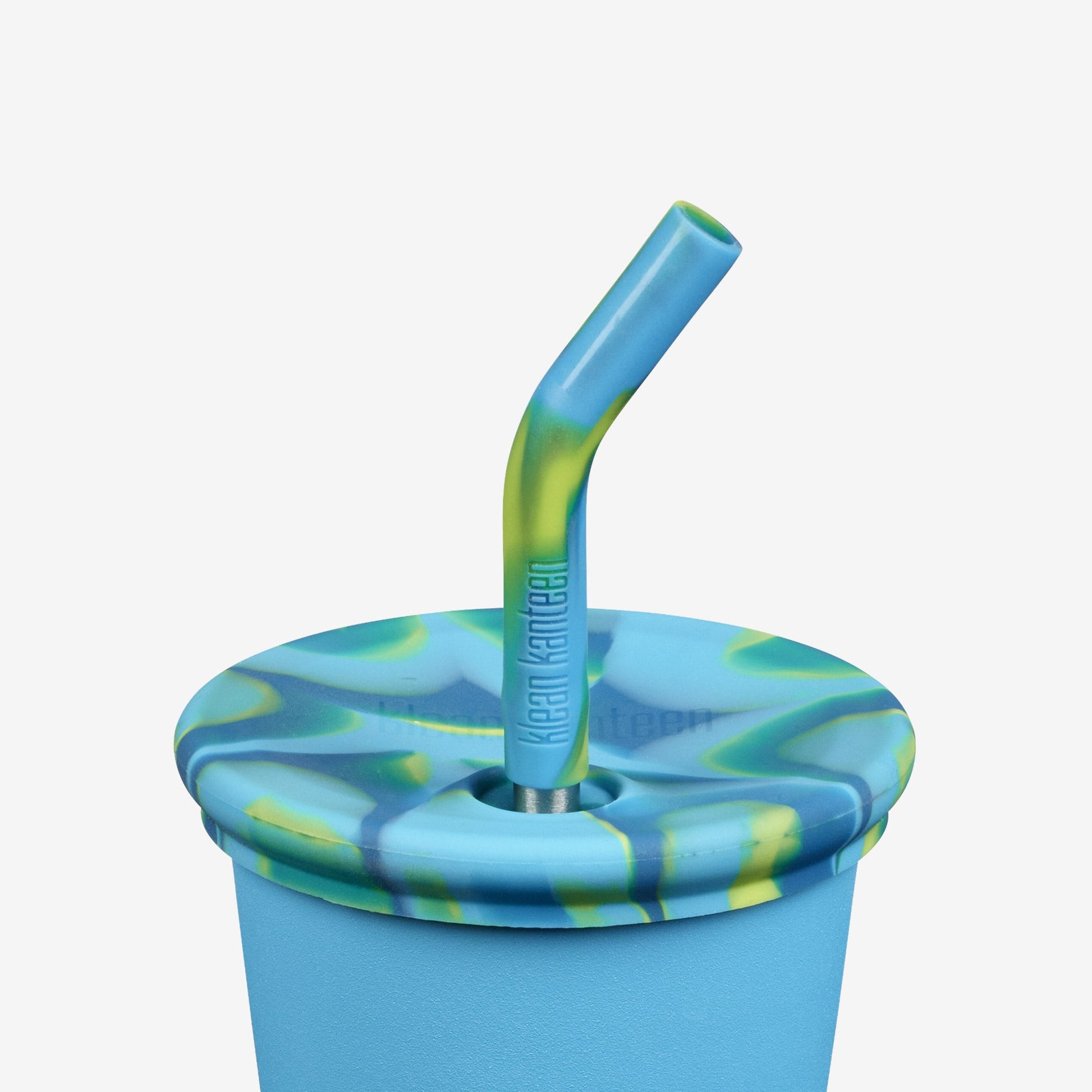 kid-s-cup-straw-lid-2-pack-c3 10oz_Kid_Cup_HawaiianOcean_CloseUp_17af87f2-930a-4334-802c-8f29518f291a.jpg