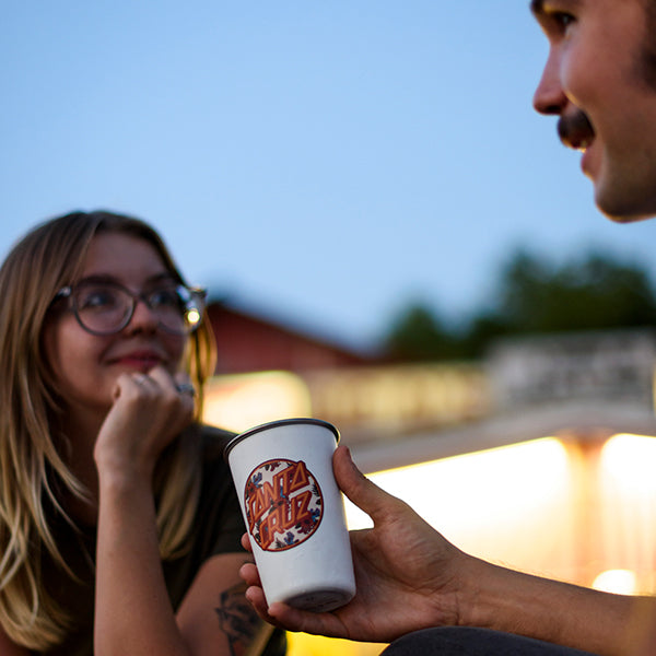 16oz-pint-cup-santa-cruz-w1 16oz_pints_santa_cruz_vacationdot_couple_square.jpg