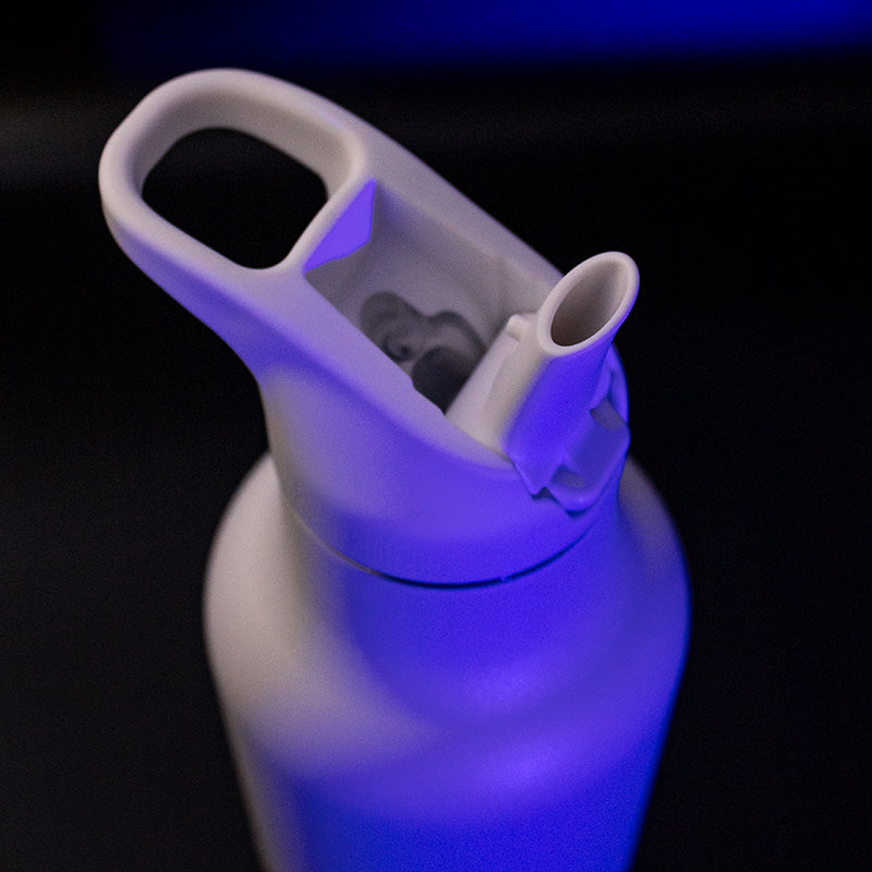 20oz-rise-classic-may-the-4th-l7 20oz_rise_classic_may_the_fourth_starwars_white_bottle_flipseal_square.jpg