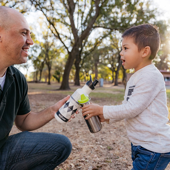 classic-kid-sippy-cap-t2 K12CNSIPPY-BS-sippy_cap_dad_lifestyle.jpg