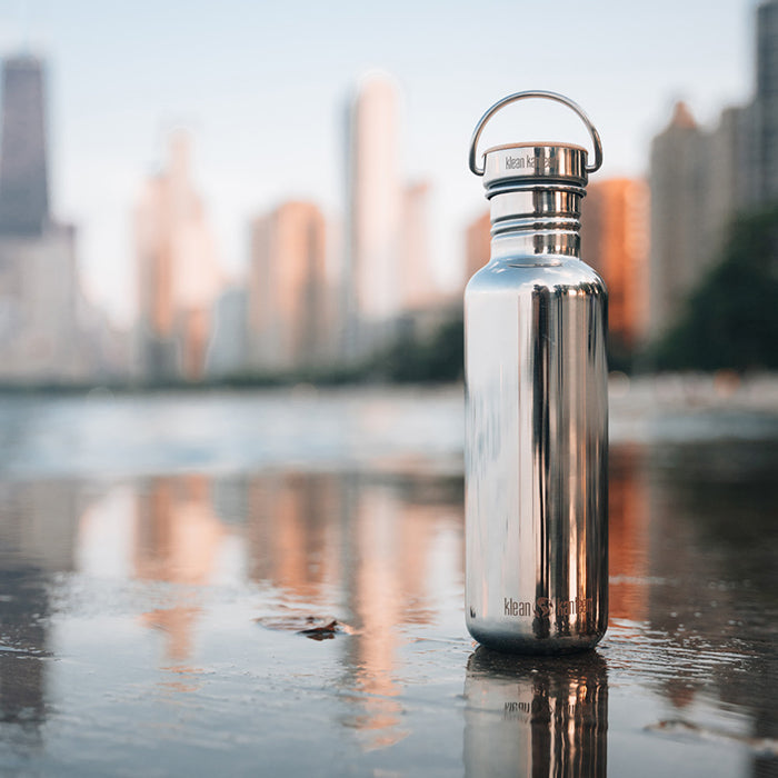 27oz-reflect-with-bamboo-cap-j5 K27SSLRF-MS-BAMBOO_reflecttion_bottle_lifestyle.jpg