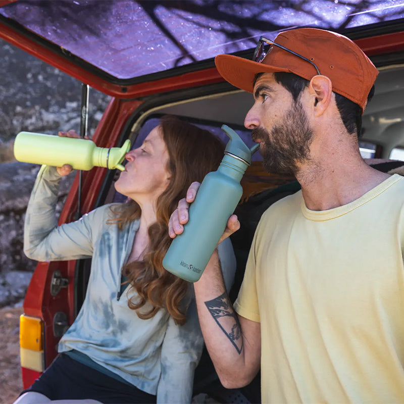 classic-flip-seal-sport-cap-m8 classic_27oz_flip_seal_couple_tailgate_tip-sip_square.jpg