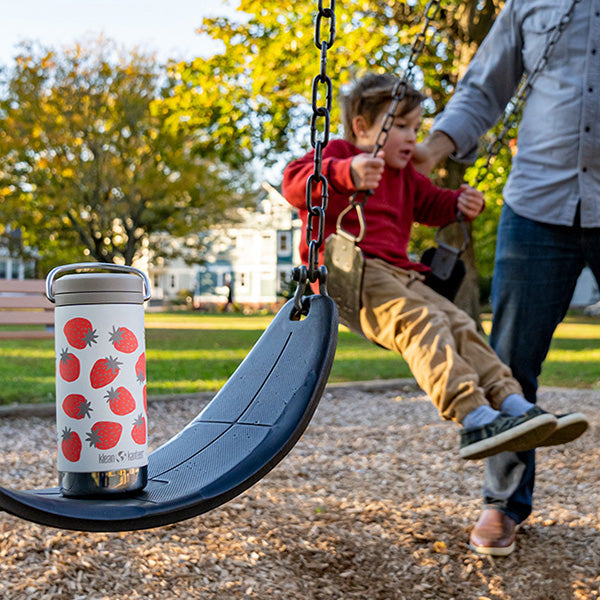 12oz-tkwide-with-twist-cap-f3 tkwide_12oz_twist_dad_swing_strawberries_square_1e20ad94-ab52-4afc-96d1-70b3ef8e58c1.jpg