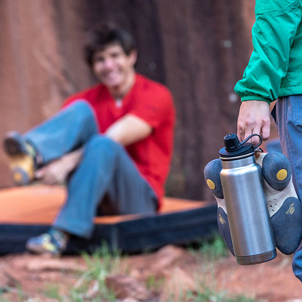 32oz-tkwide-with-chug-cap-k0 tkwide_32oz_chug_rockclimbers_square.jpg